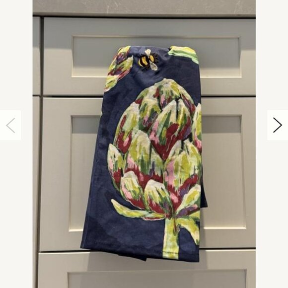 Anthropologie Hand towel - Picture 2 of 10